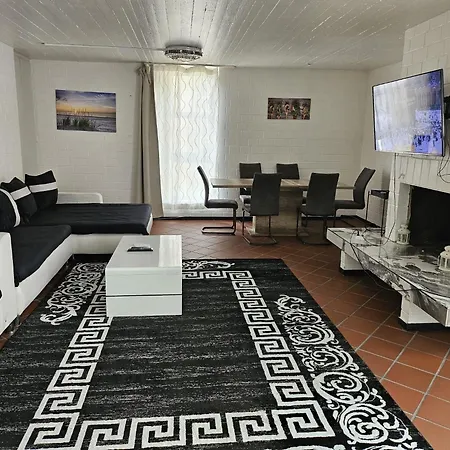 Paradies 1 *